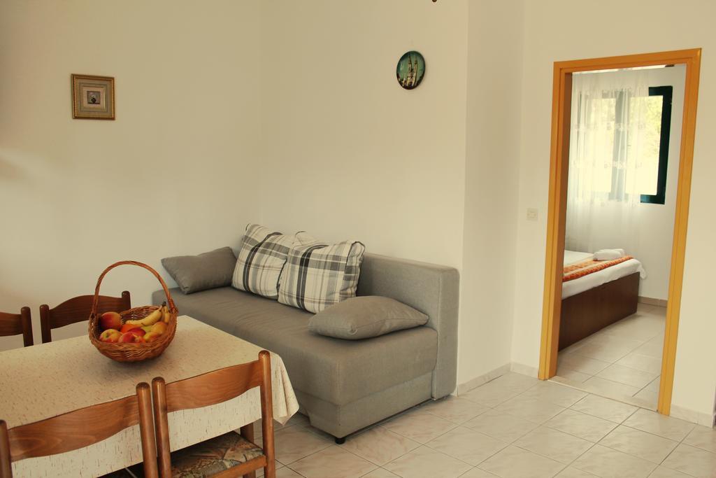 Apartments Lancek Ivan Dolac Exterior photo